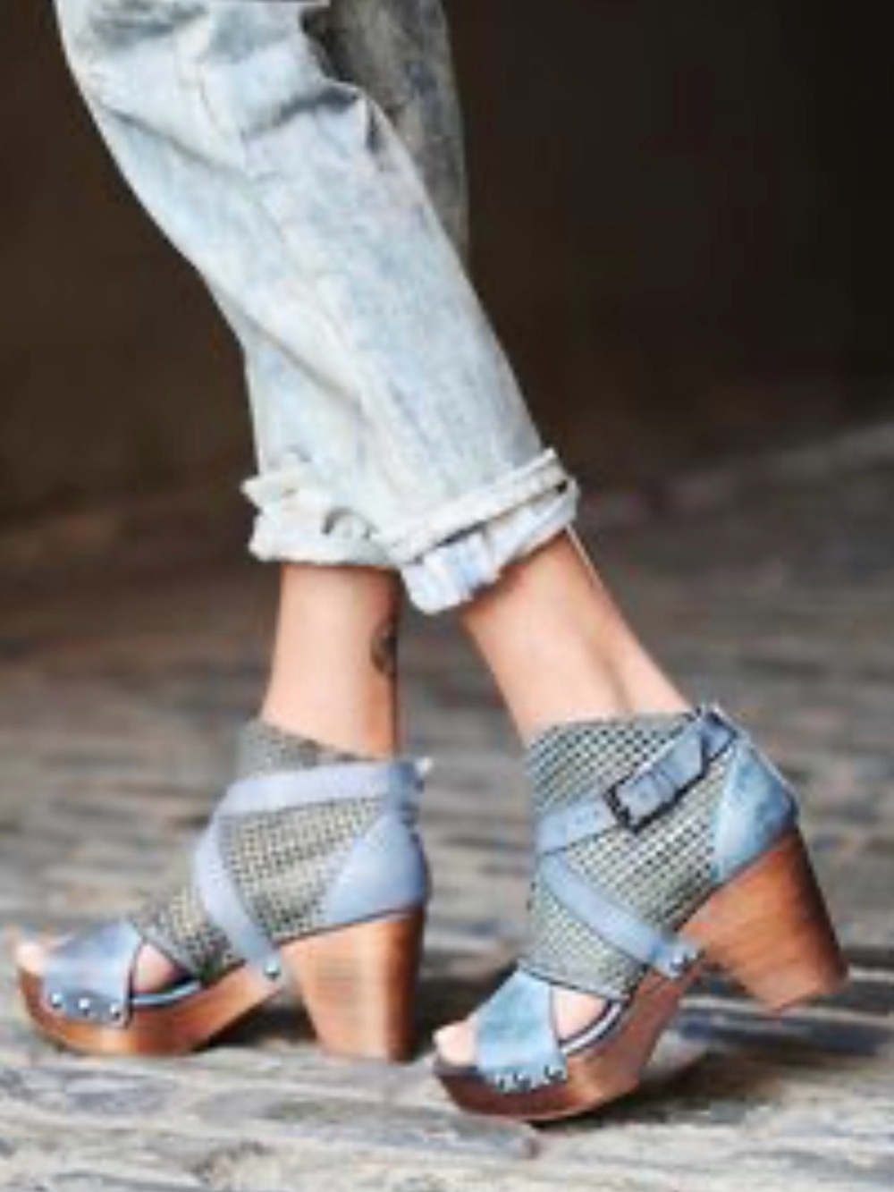 Free People Rendering Crochet Clog  7.5